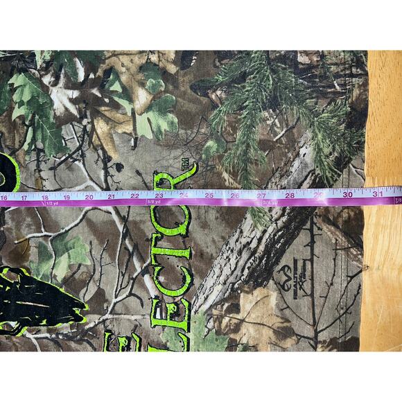Realtree Bone Collector Shirt Real Tree Xtra Green Camo Graphic Tee XL - Picture 10 of 10